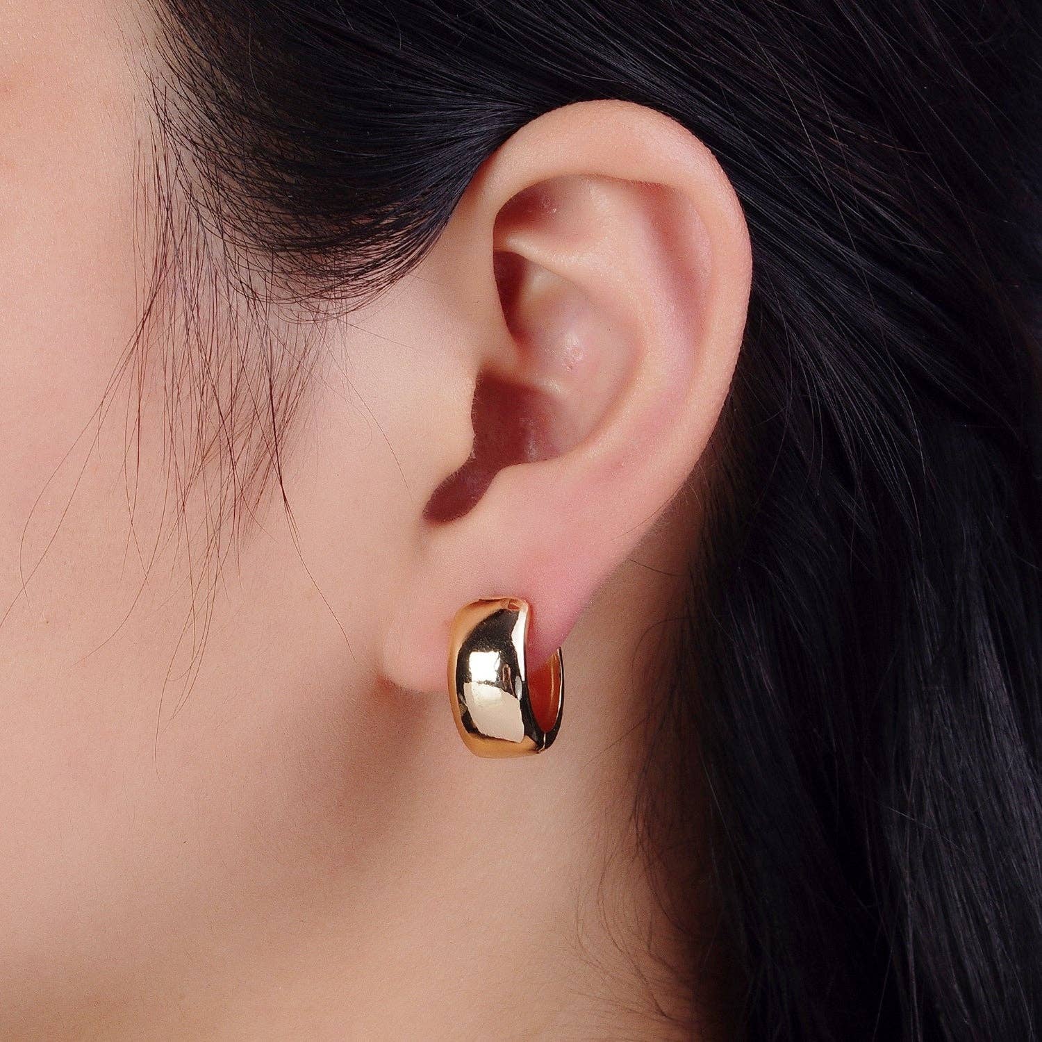 The Therese — 16K Gold-Plated Everyday Huggies