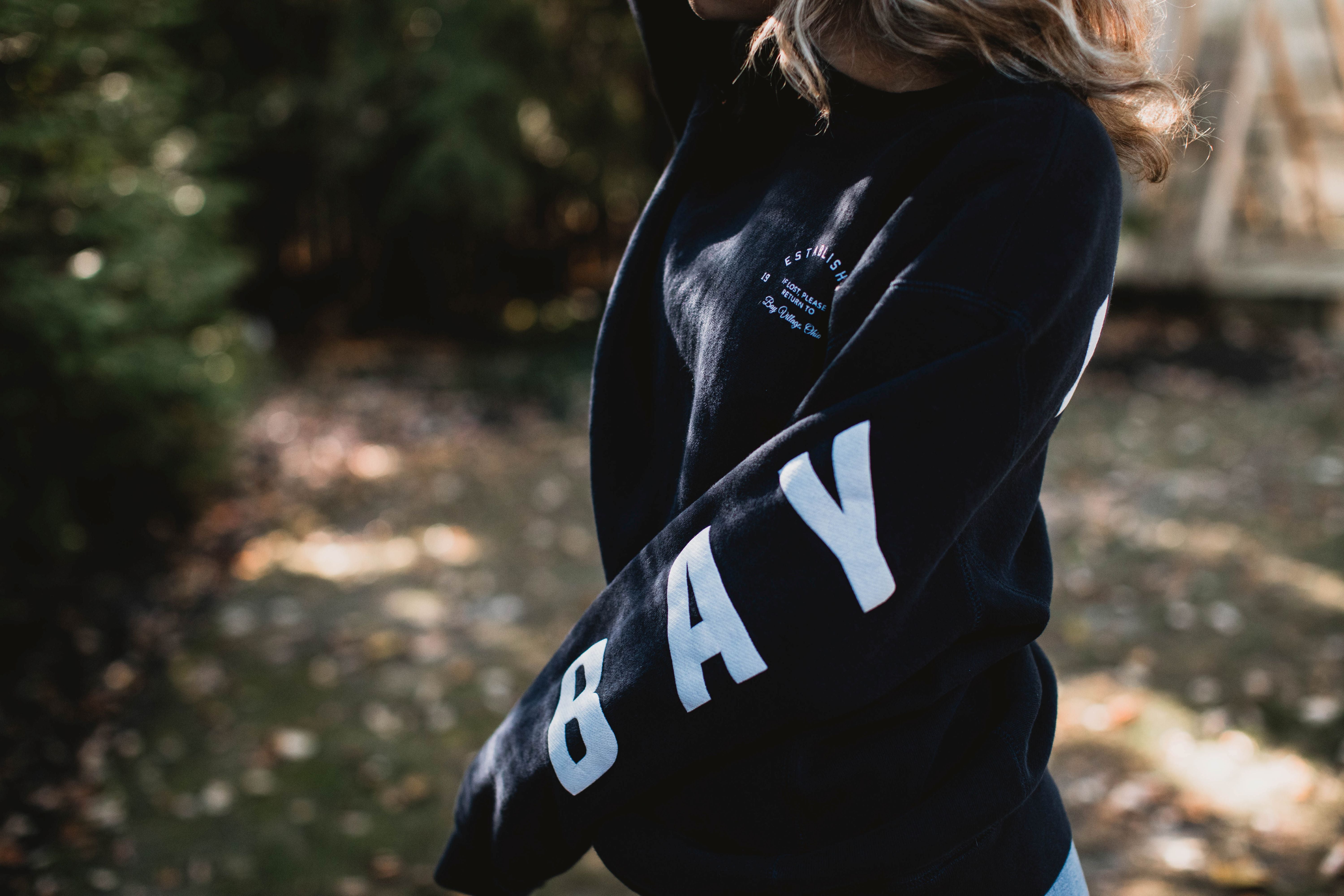 Emily Roggenburk If Lost Return to Bay Village Crew Sweatshirt NAVY