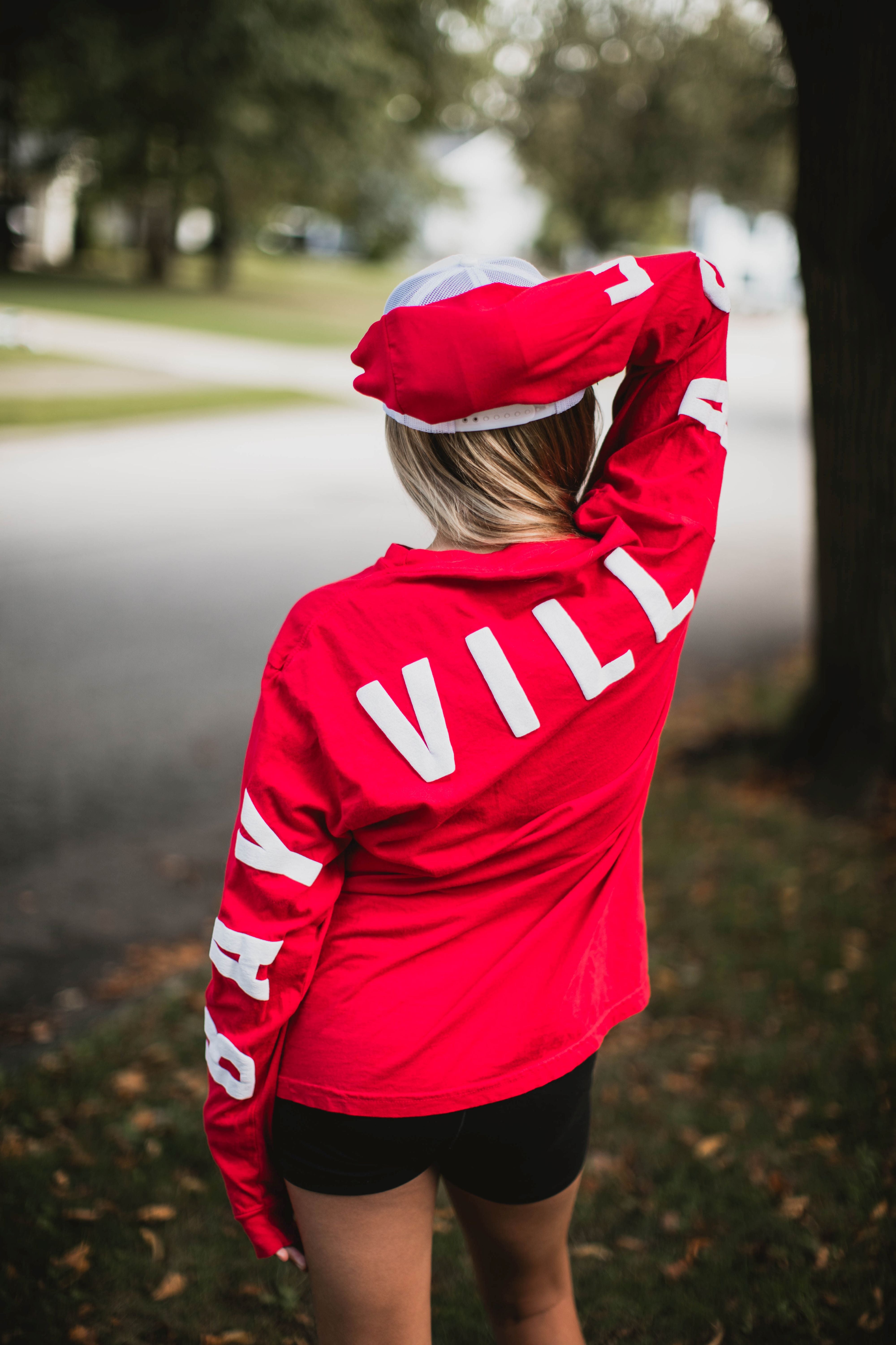EMILY ROGGENBURK X THE PRINT SHOP Bay Village Long Sleeve Tee
